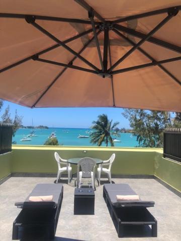 Ocean-View Penthouse With Roof Terrace, Grand Baie, Waterside Complex The Vale Exterior foto